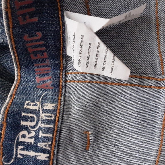 New True Nation athletic fit stretchy men's jean size 44x28 - Picture 9 of 10